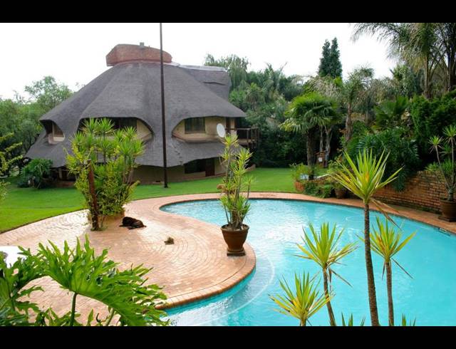 FARM FOR SALE IN RIETVALLEI AH